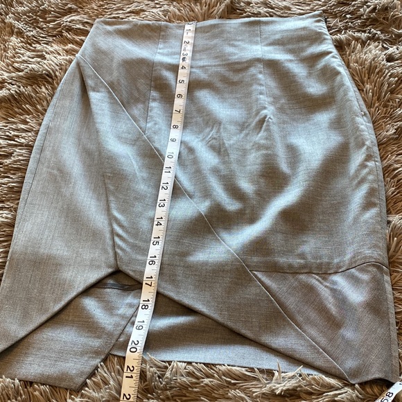 L.A.M.B Gray skirt - Picture 6 of 7